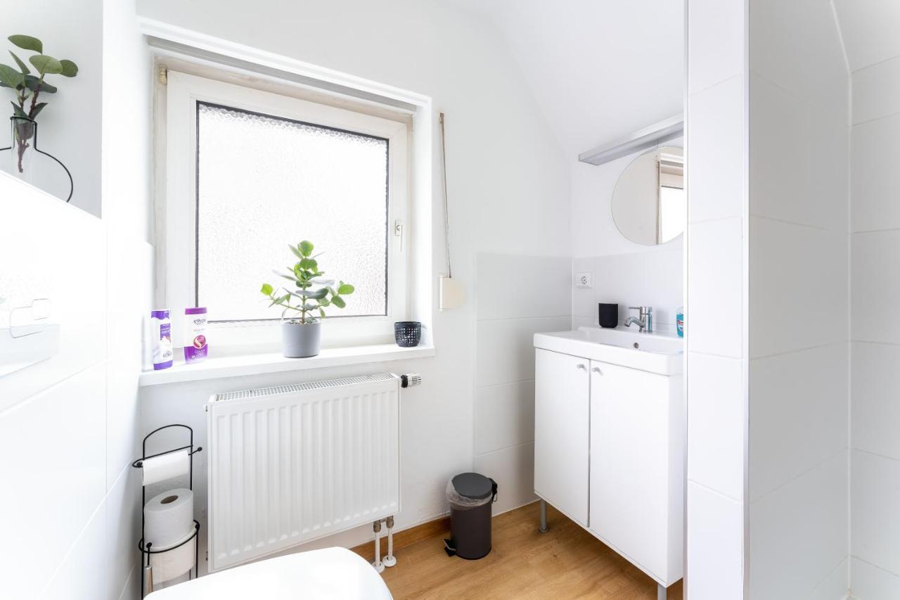 Stay Awesome - Modernes Apartment Am Botanischen Garten Kassel Exterior photo